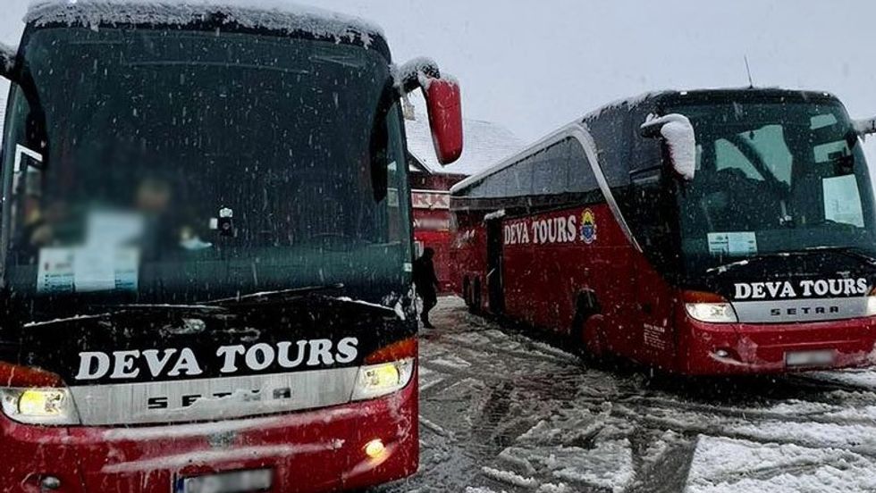2024/01/deva-tours.jpg