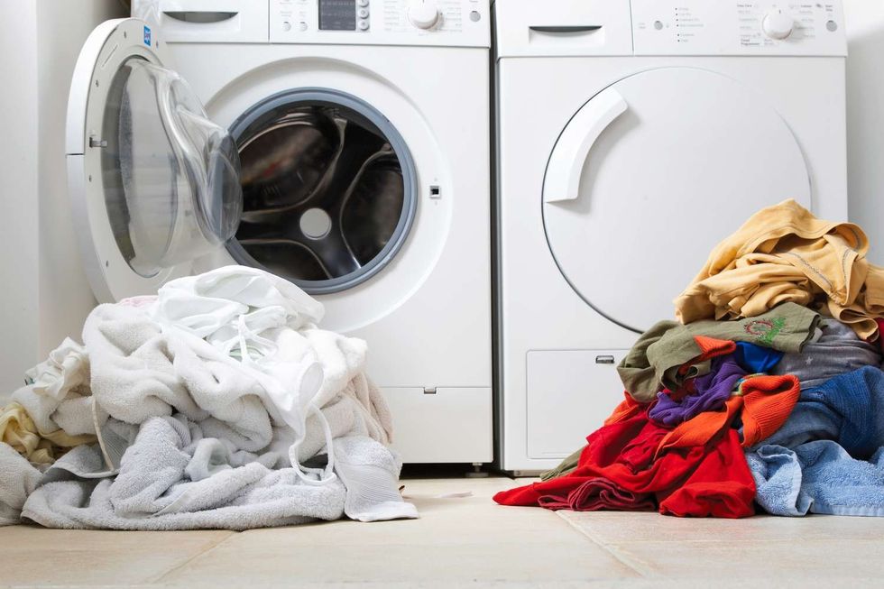 2024/03/our-best-laundry-tips-sort-colors-whites-getty-0923-19487a0ec97d4b67bf4810505285dba9.jpg