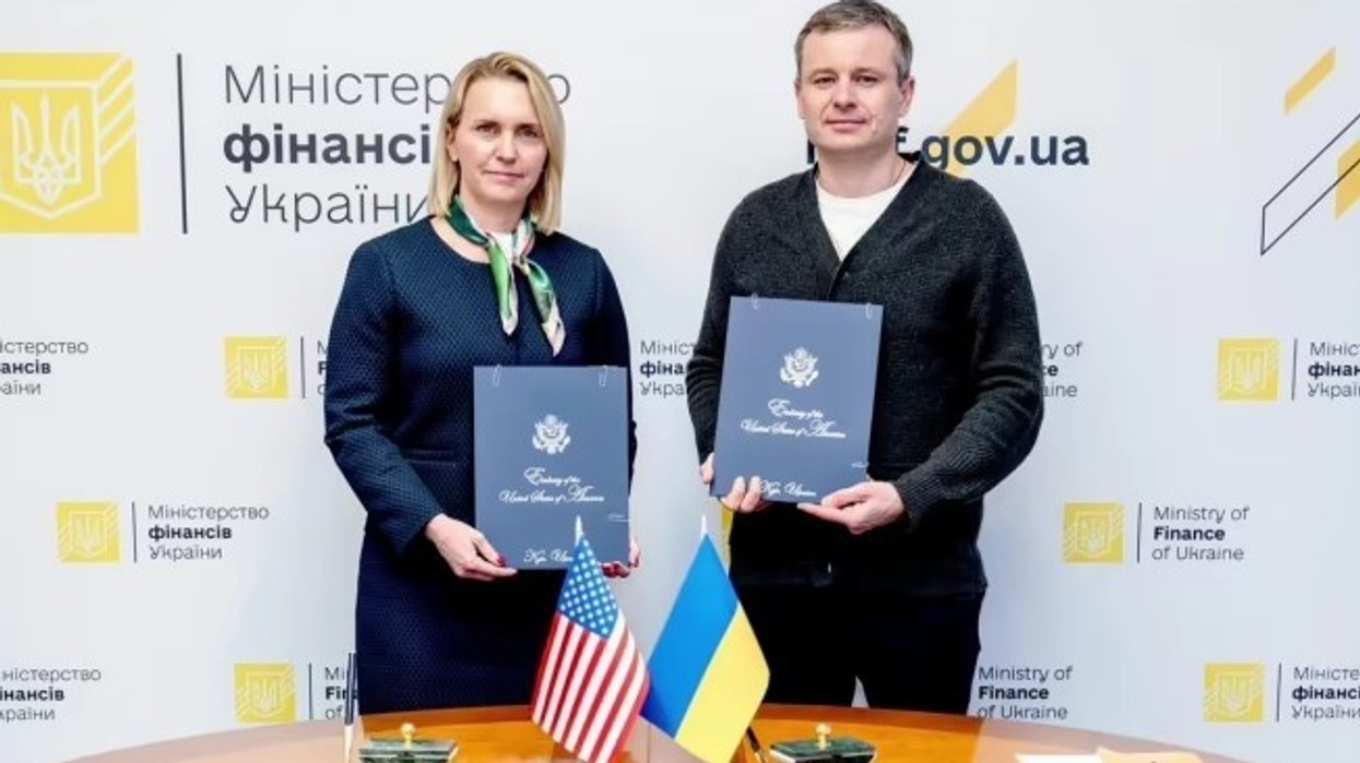 2024/03/Ukraine-and-US-sign-agreement-to-defer-debt-payments.jpg