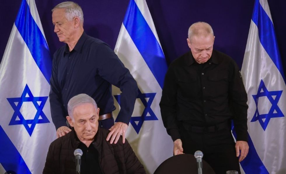2024/06/gantz-netanyahu.jpg