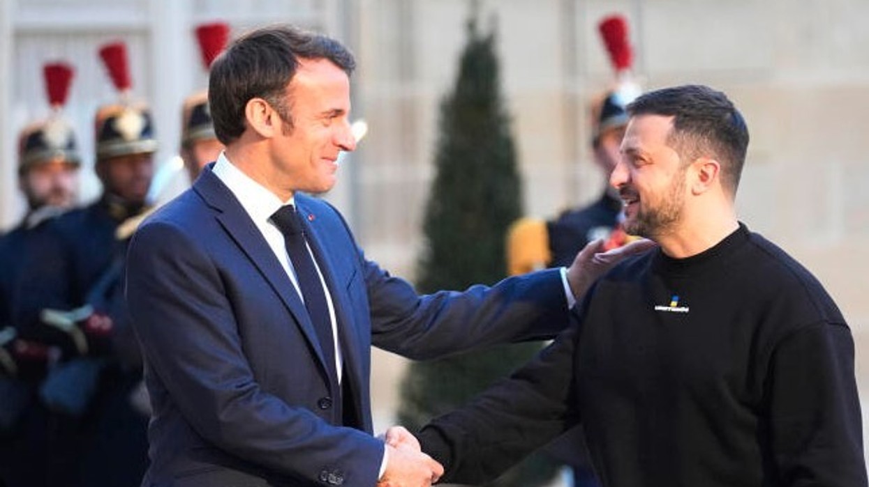 2024/06/macron-zelensky.jpg