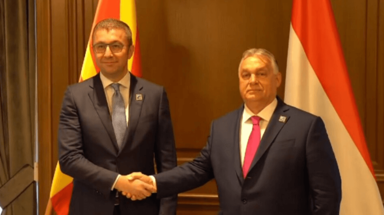 Autoritetet hungraze hetojnë kredinë prej 1 miliard eurosh për Maqedoninë e Veriut Autoritetet hungraze hetojnë kredinë prej 1 miliard eurosh për Maqedoninë e Veriut