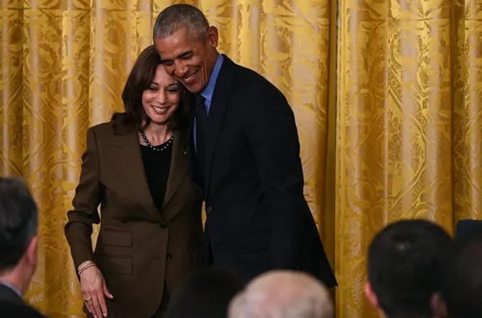 2024/07/obama-harris-1-e1721987014691.jpg