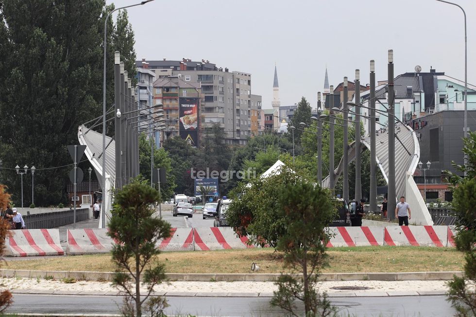 2024/08/Ura-ne-mese-te-Mitrovices-dhe-Mitrovices-Veriore-foto-Ridvan-Slivova-1-1.jpg