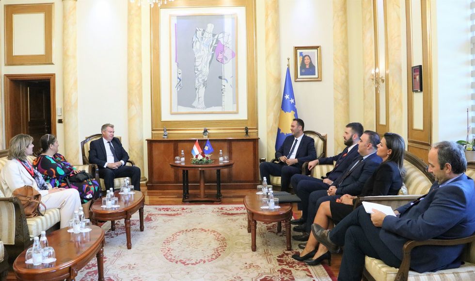 2024 09 12 Kryetari Konjufca priti ambasadorin e Luksemburgut Eric Dietz 2