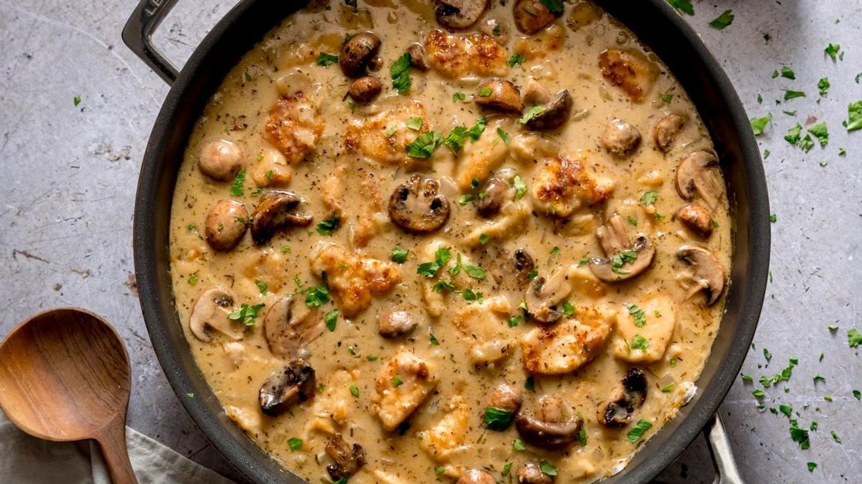 2024/10/Chicken-and-Mushroom-Casserole-Wide-FS-and-FoodPorn-5.jpg