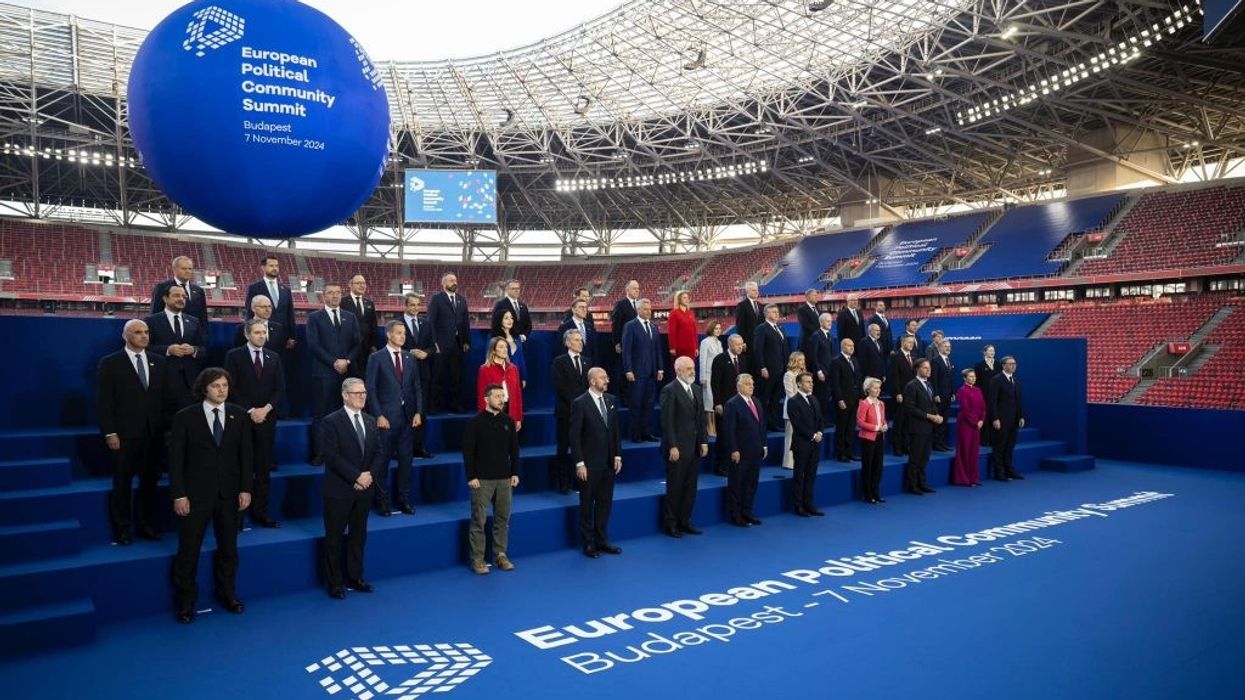 2024/11/komuniteti-politik-evropian.jpg