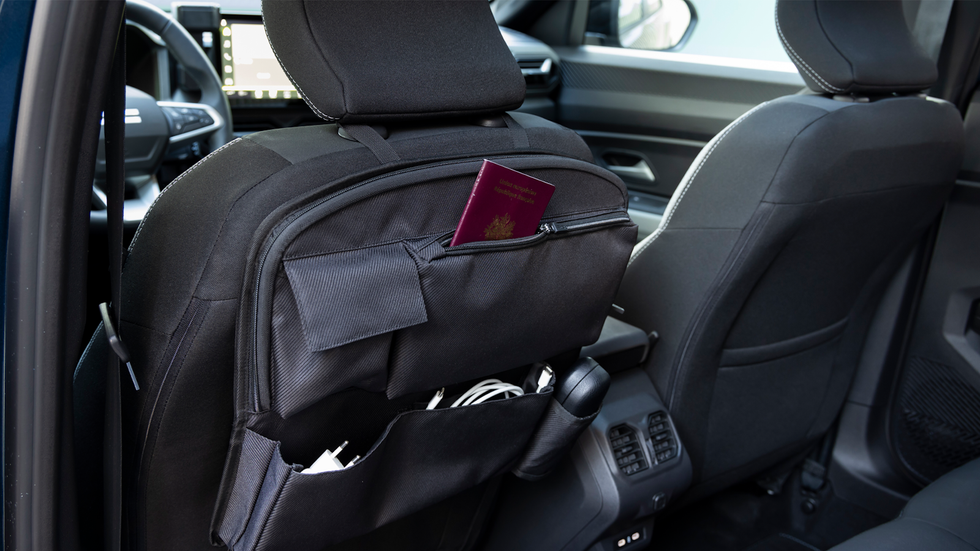 2025 Dacia Bigster rear seat storage pouch