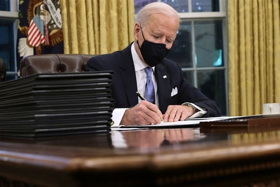 210120 joe biden oval office ac 528p fbaf57b1fecc9a9e3176d3d8e71f207f.fit 760w