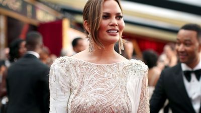 2017/05/CrissyTeigen1-e1494089086848.jpg
