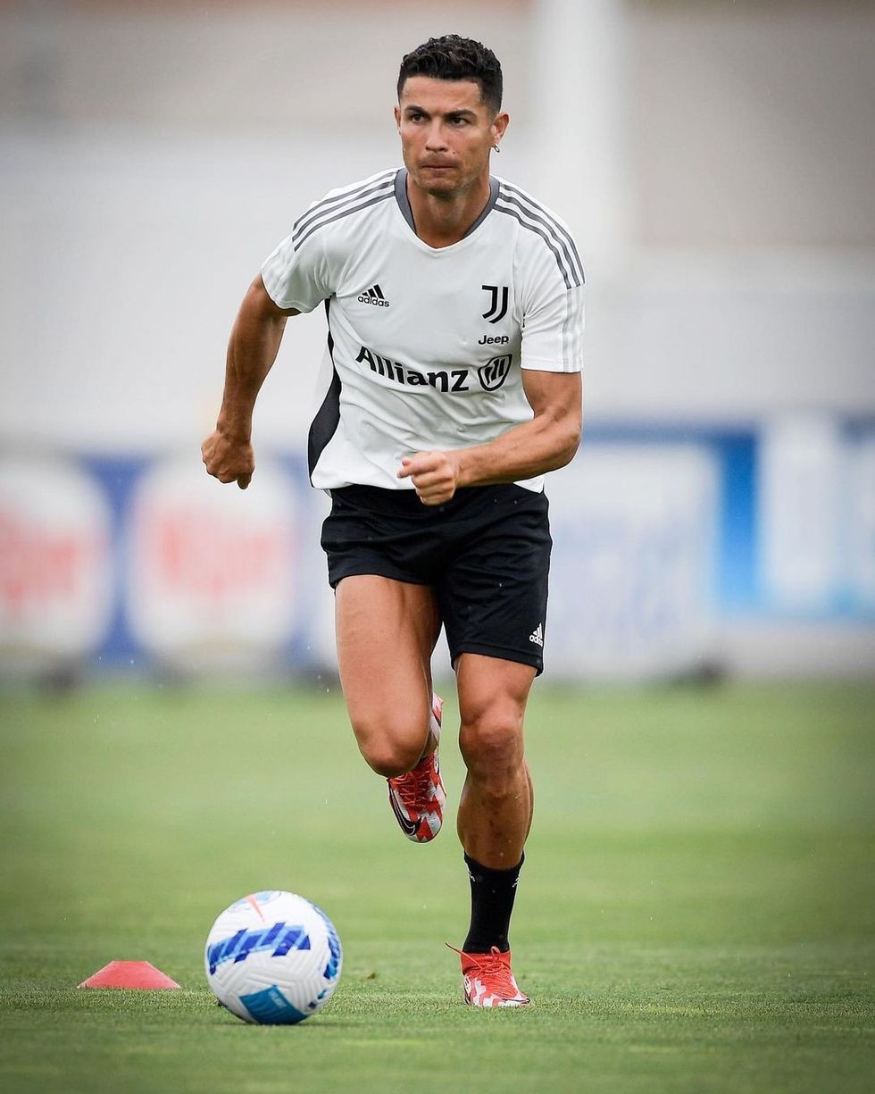 224977833 517380029320047 1522644216576998415 n