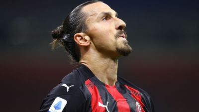 2020/10/ZlatanIbrabologna-2.jpg