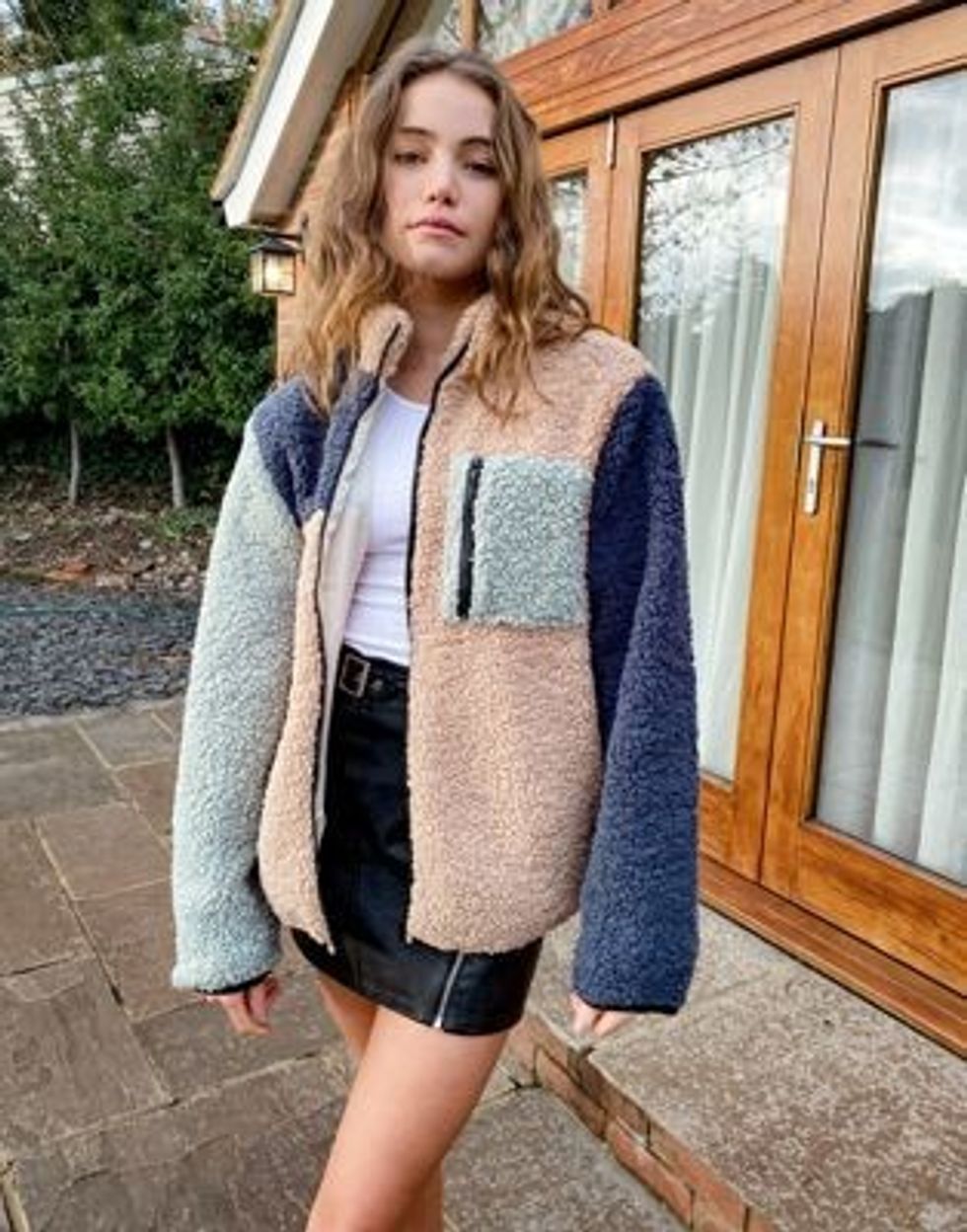 22f0c04fa75456bdc28655df241ec756