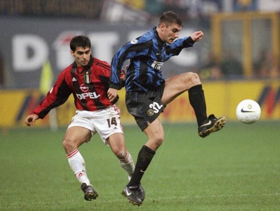 23 Oct 1999: Christian Vieri of Inter Milan is watched by Roberto Ayala of AC Milan during the Serie A match at the San Siro in Milan, Italy. Mandatory Credit: Claudio Villa /Allsport