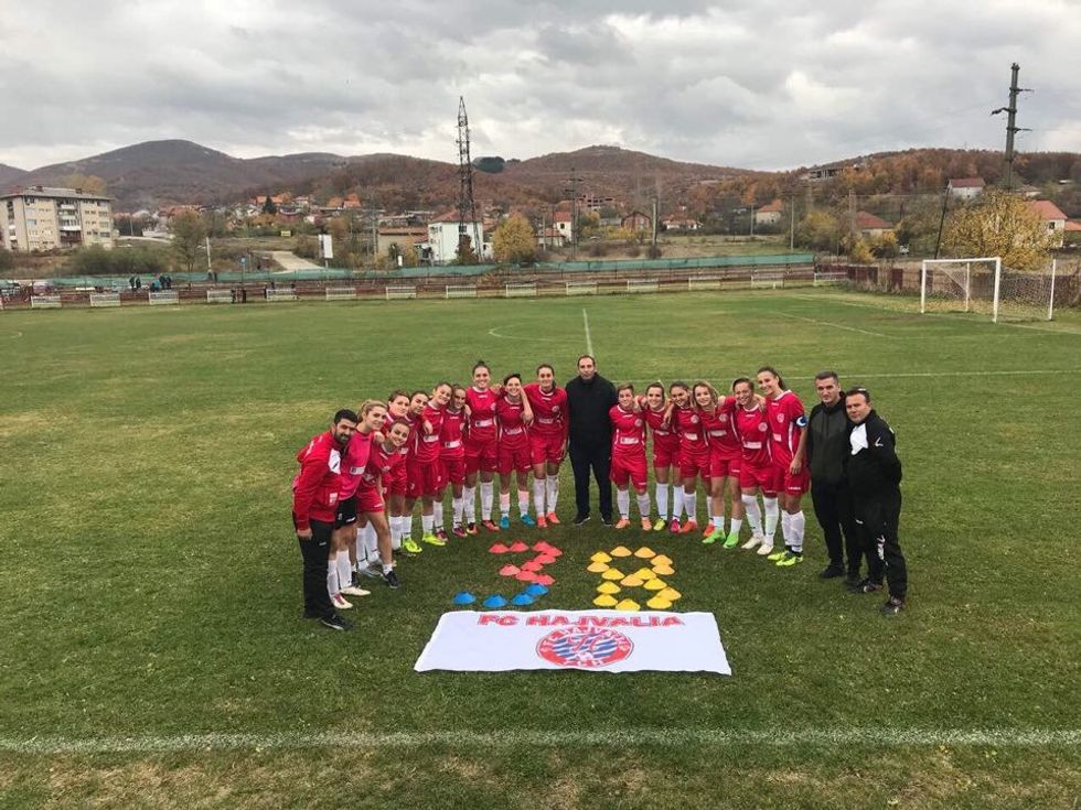 23548117 765932423602694 1577058461 n