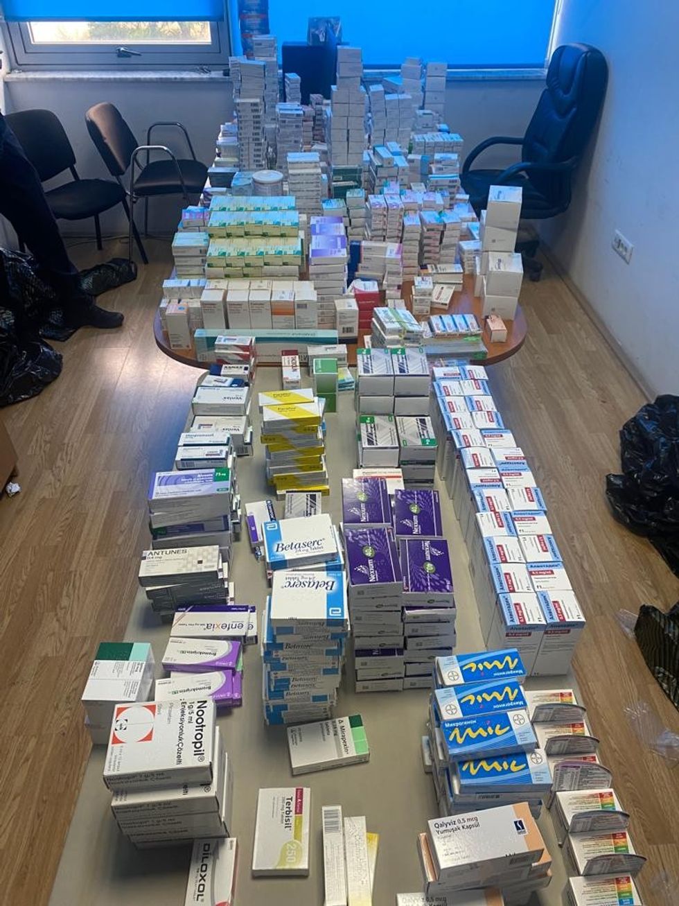 235f8c04 ca40 443e a5ec 73aa2c2048c7 1