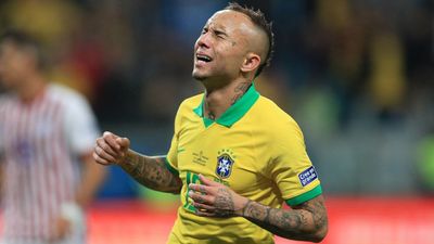 2019/07/Everton-Soares-2.jpg