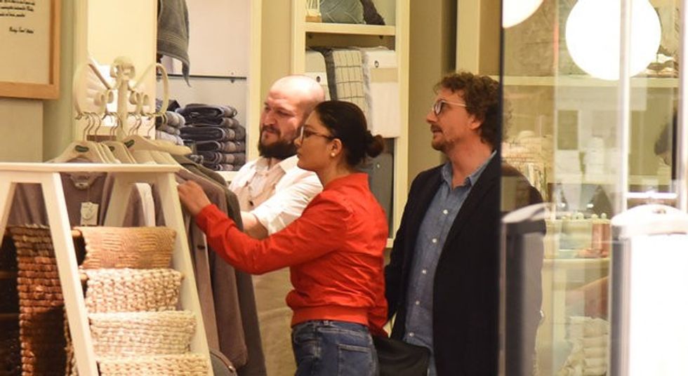 2406094 e4c7a056c902560297b121d7e0f6b18d