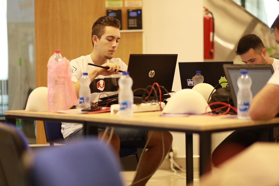 243263800 871115613532160 1448536511710436235 n