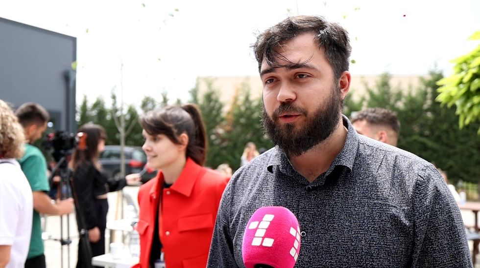 24a86a22 a995 47ab 97b1 562ee3915a9c