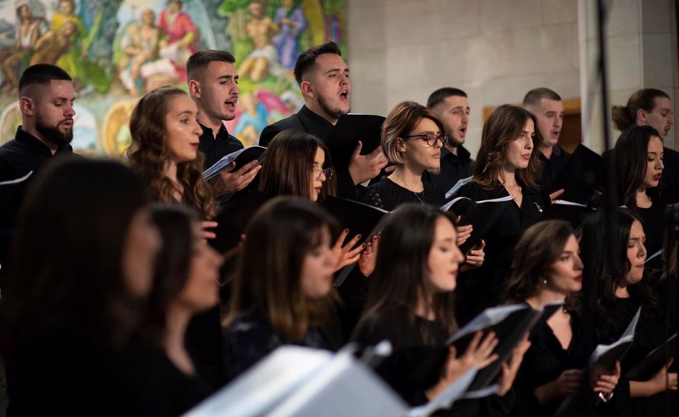 250510275 2049384011887577 3547357618393338032 n