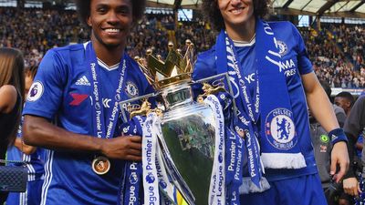 2018/08/Willian-David-Luiz-e1533625387244.jpg