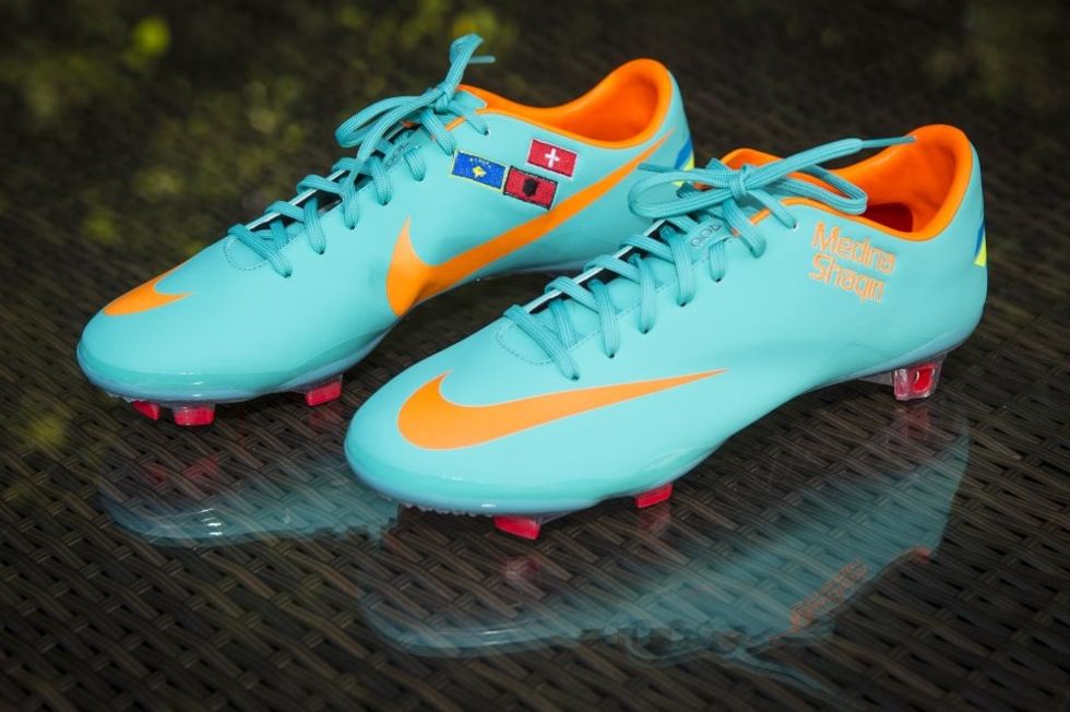 253036_361865227223094_58861472_n