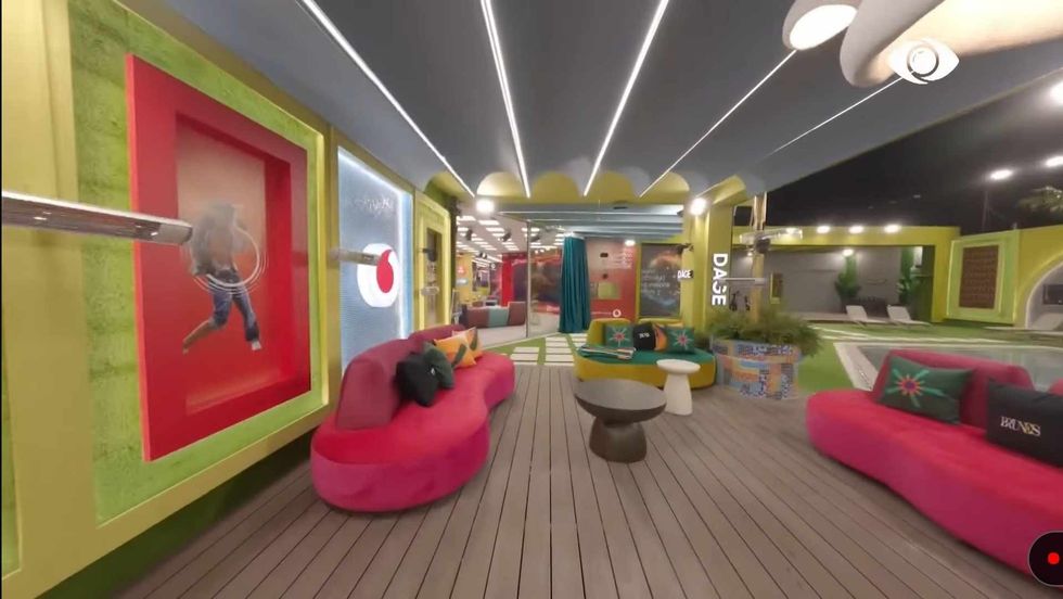 2567a1fa 3742 4b76 b5dc 459ba2d16c33