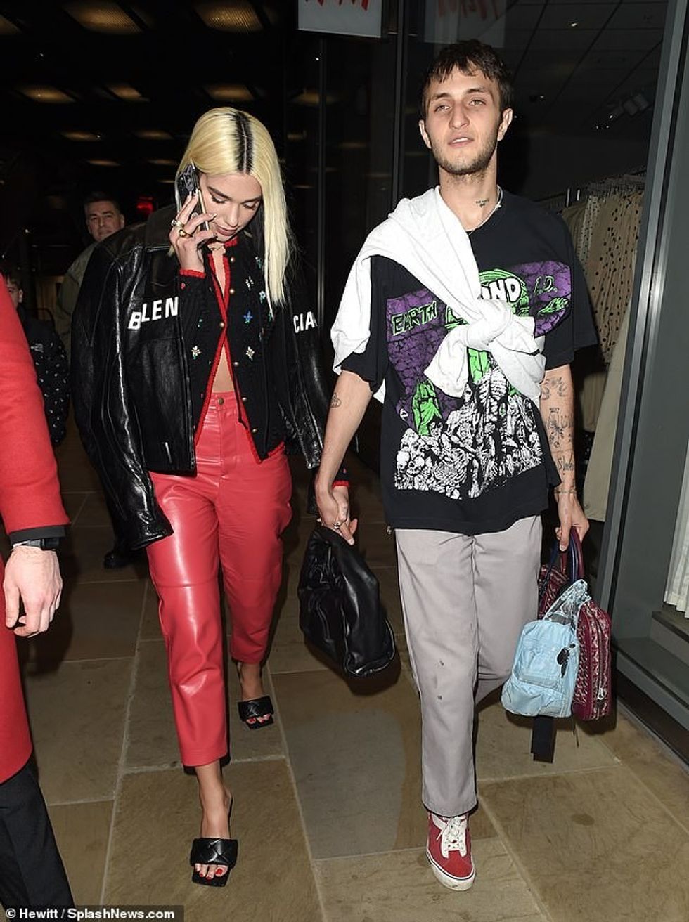 25822210 8099109 image a 12 1583914075343