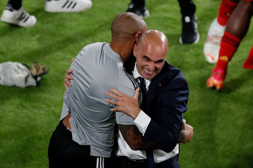 2592 1728 2.60616872