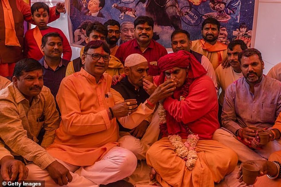 25968190 8112169 image a 49 1584196860065