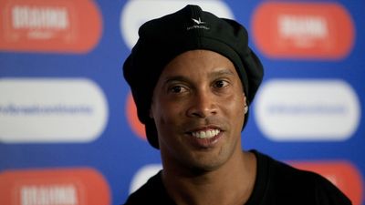2019/04/Ronaldinho.jpg