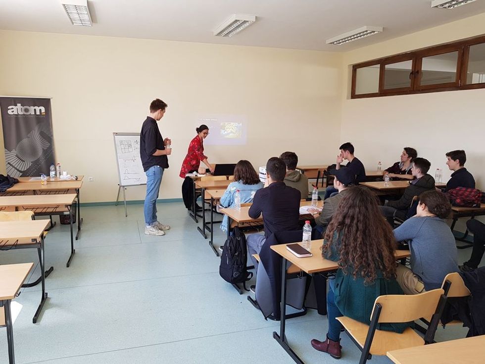 26166496 702689719855488 2450707175349776204 n