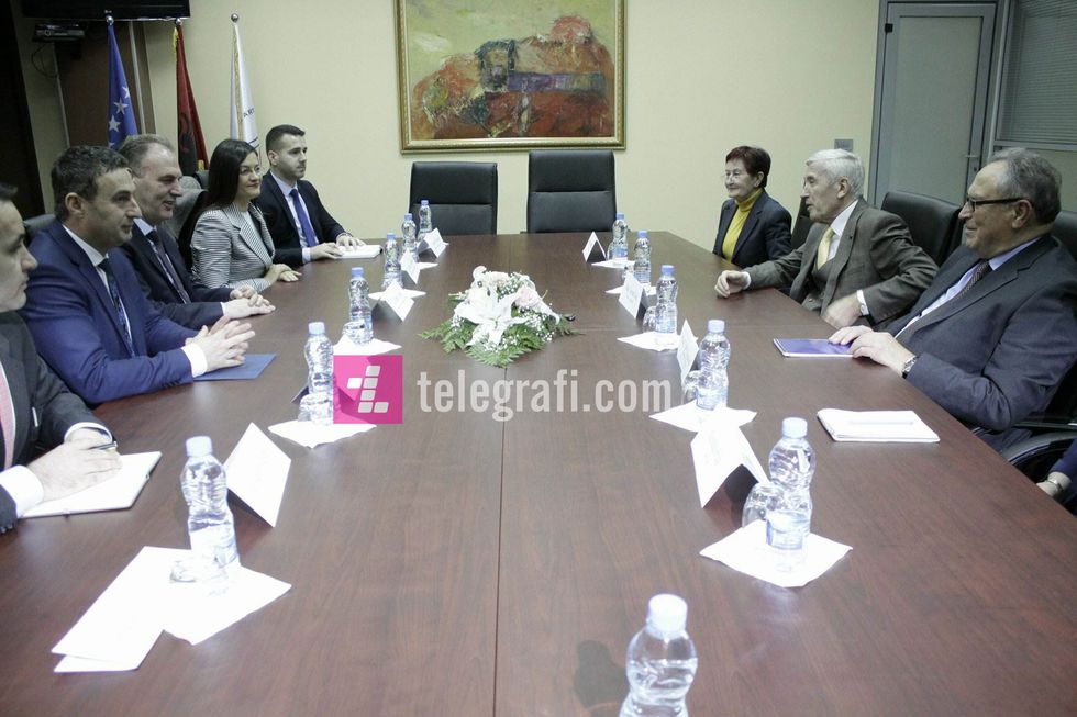 26543992 1554618291324110 2061355554 o