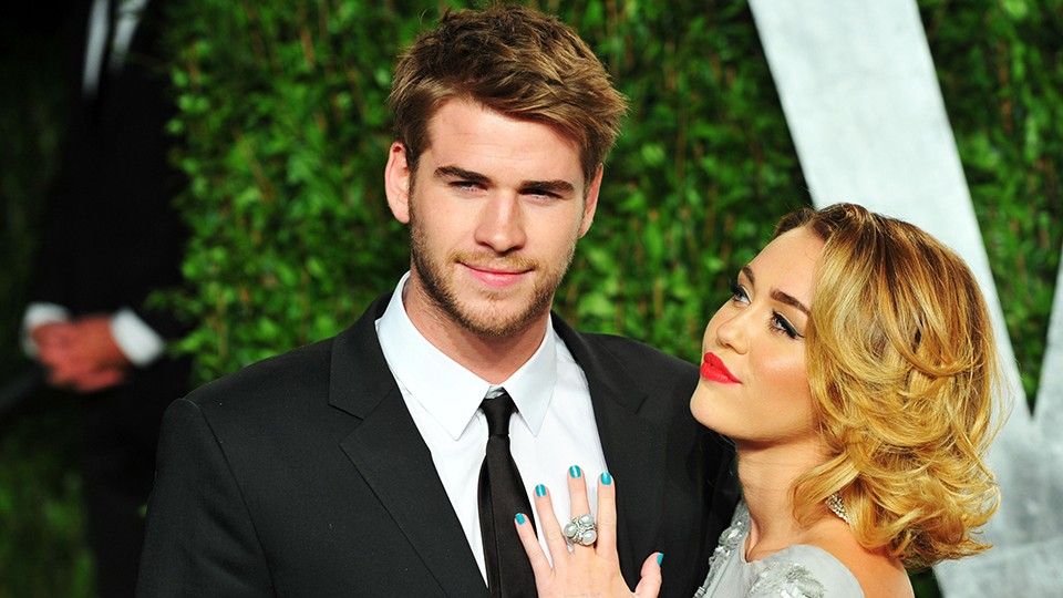 2019/08/miley-cyrus-liam-hemsworth-feat-e1566398900732.jpg