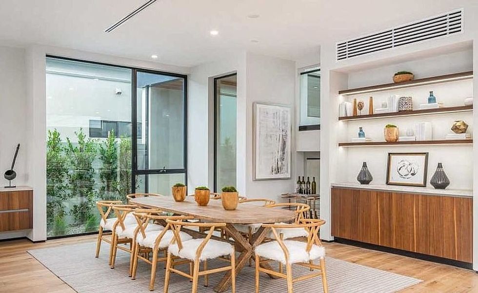 27317354 8229895 image a 84 1587128406666