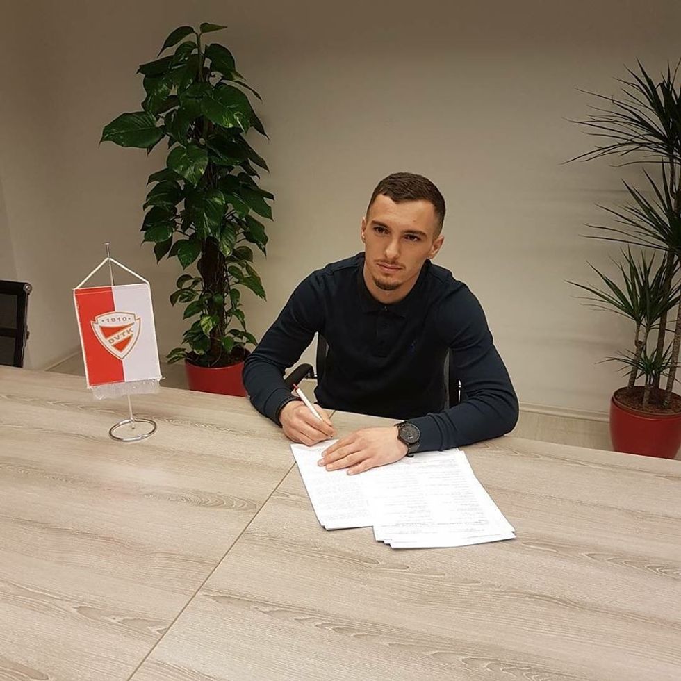 27331976 1921508377879228 5304706277864780846 n