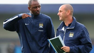 2018/04/Patrick-Vieira-Man-city.jpg