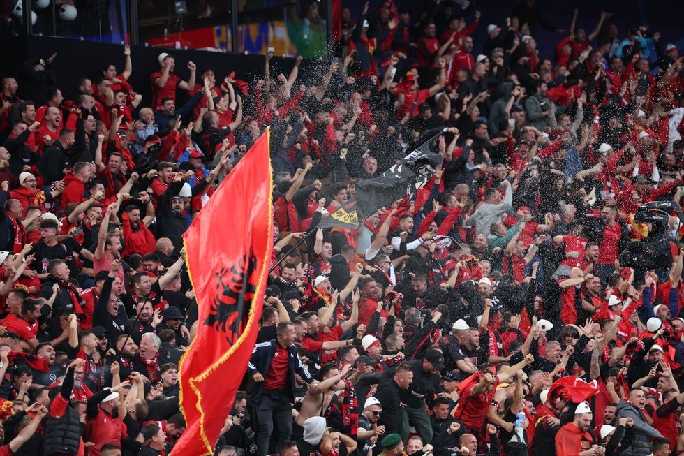 277e61be e600 4d3e 9acf 37a15a3ed825