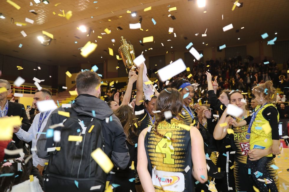 278824224 1999635793549660 7744590409383504153 n