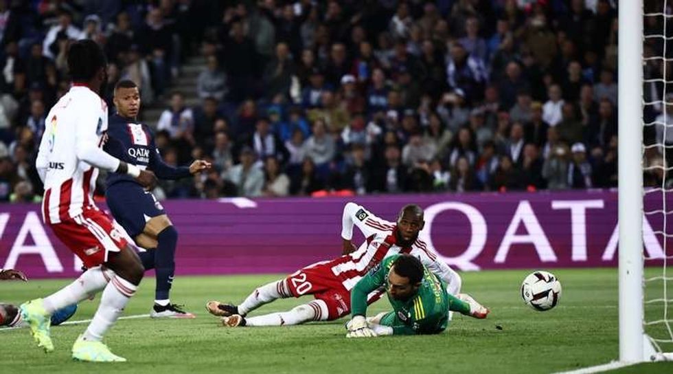 28120698610441165b4e88247d343845o2