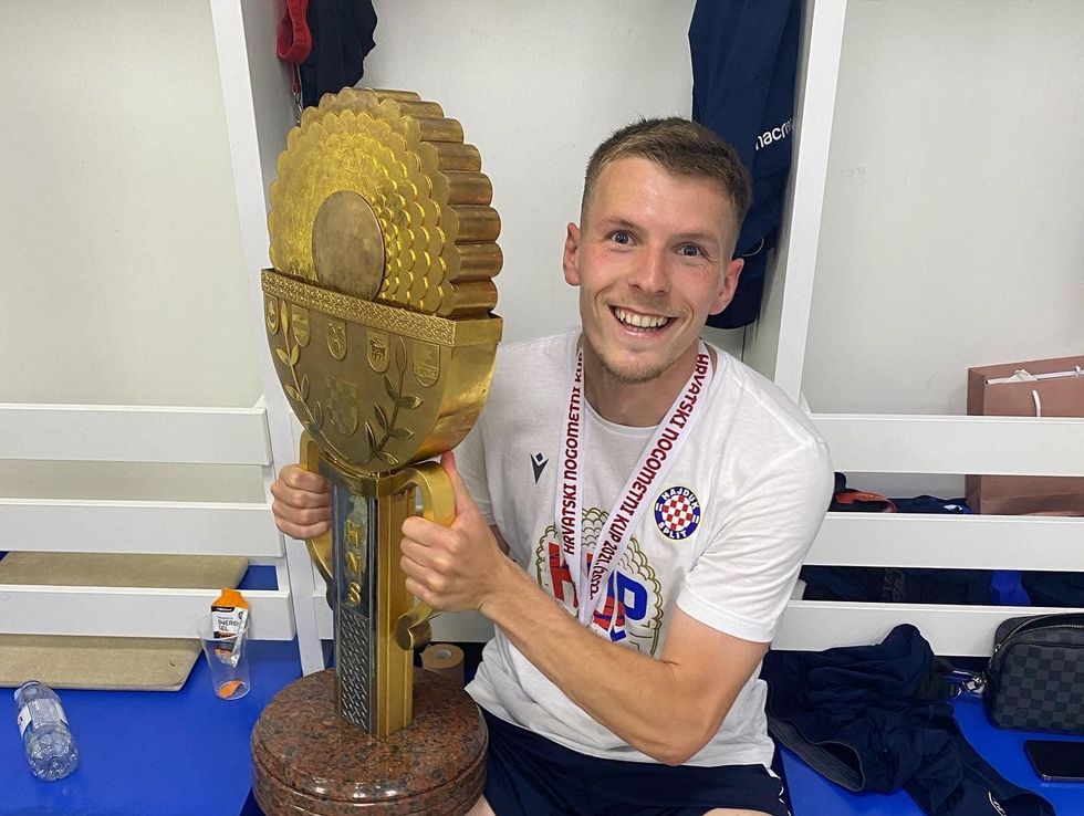 283825757 5144215165658653 907892927936141760 n