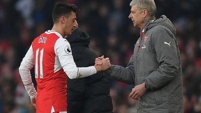 2018/05/Ozil-Wenger.jpg