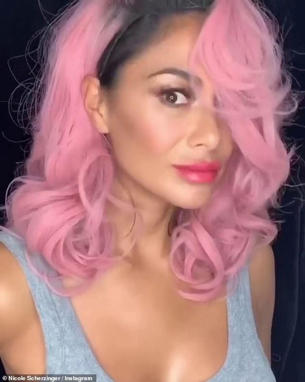 28789388 8354031 image a 35 1590393128360