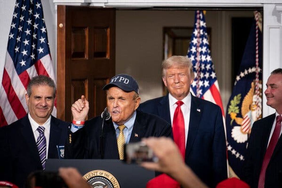 28giuliani warrant 3 articleLarge