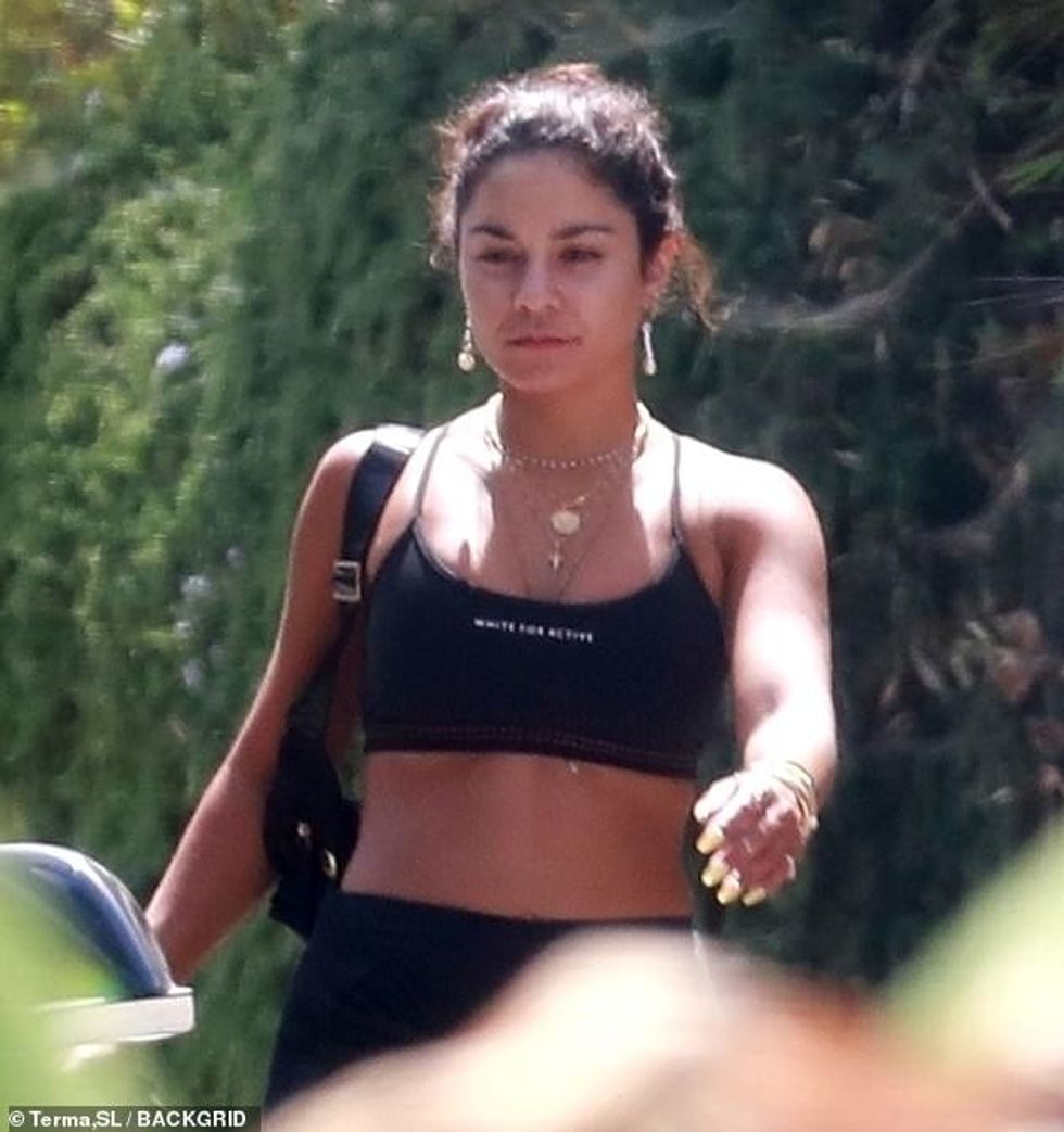 29029078 8373437 image m 4 1590898283226