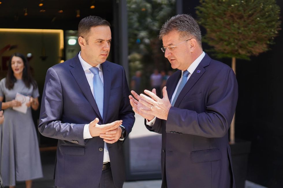 290350441 569221187906638 2909807102813866888 n