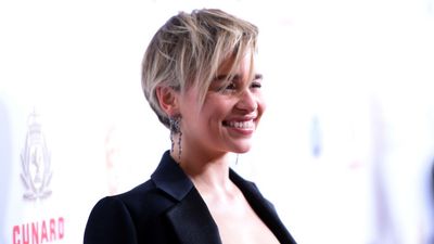 2018/10/EmiliaClarke-e1540675780219.jpg
