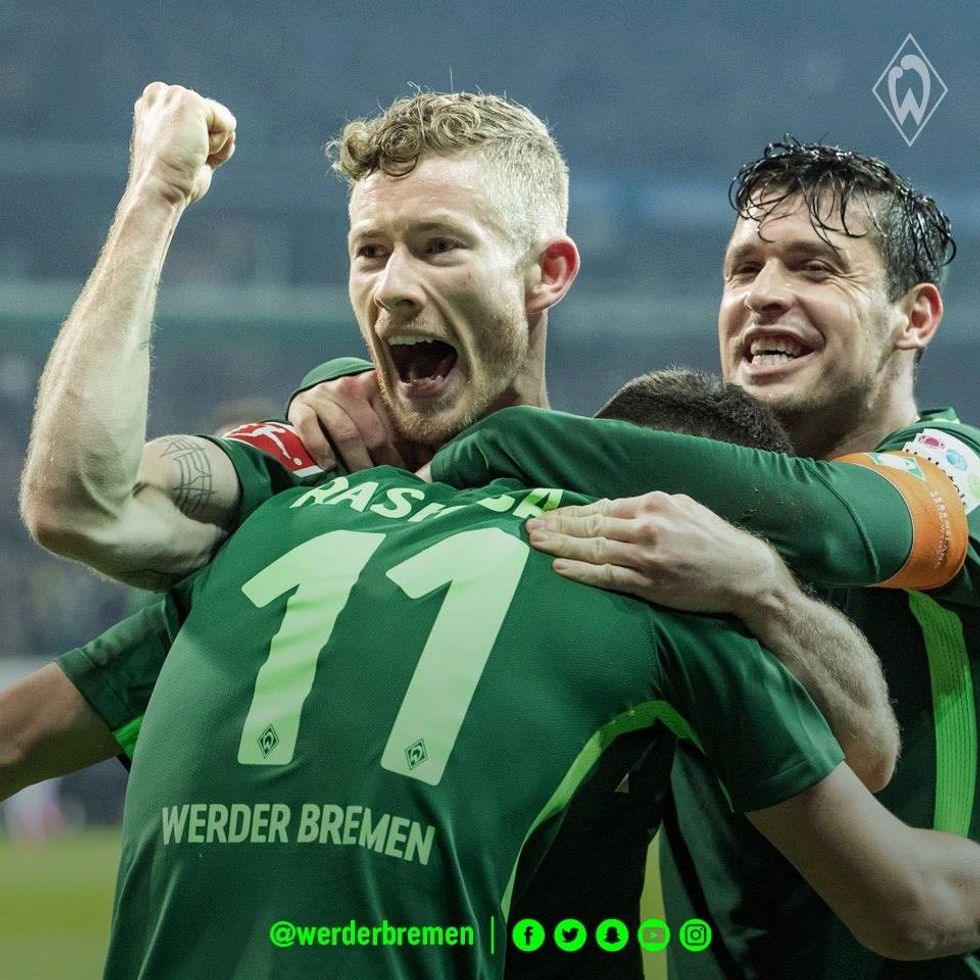 29176931 1630439410342915 5407952747284660224 n