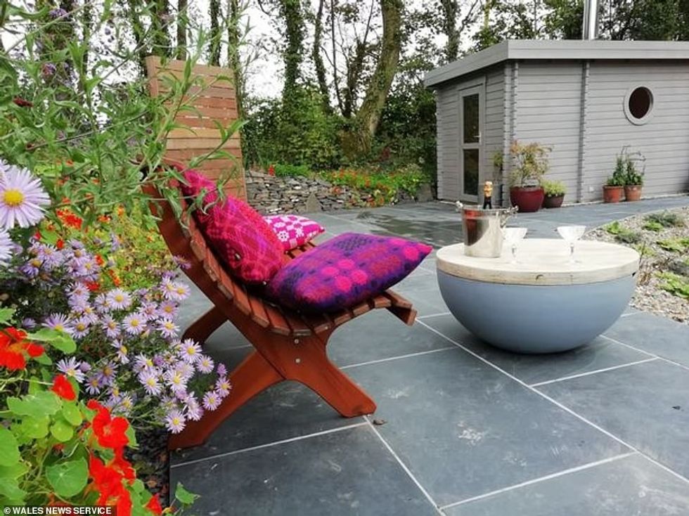 29295710 8394503 image a 190 1591443921494